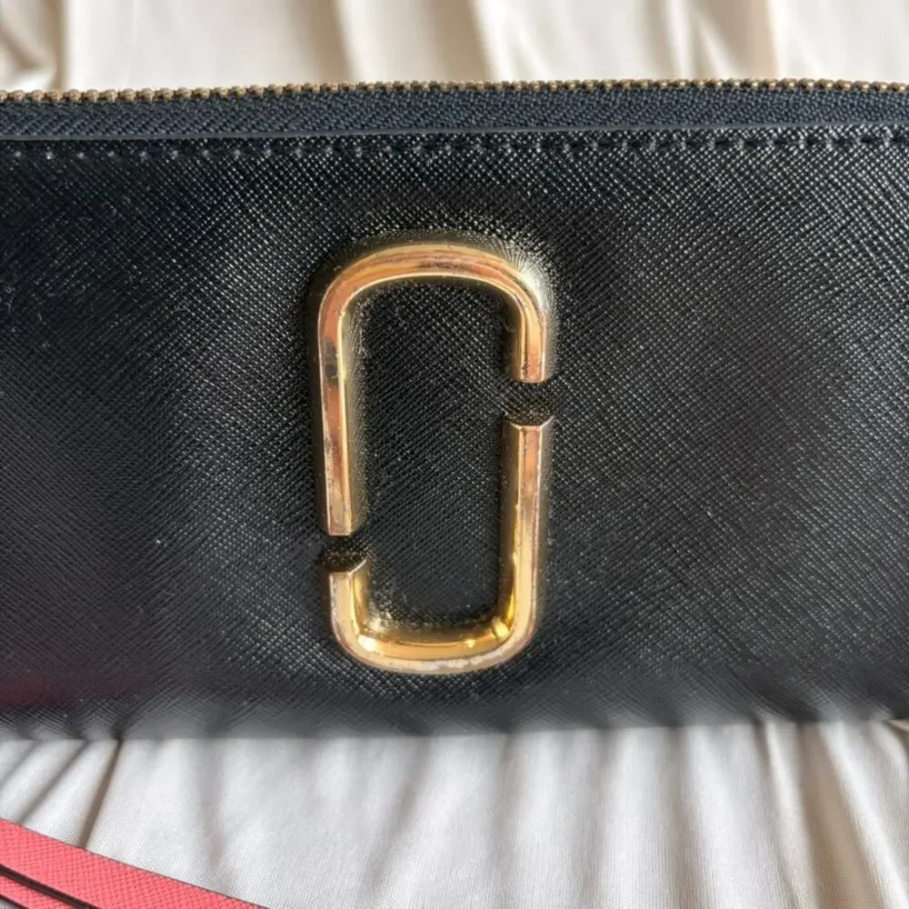 Marc Jacobs Snapshot Continental Wallet - Black Saffiano Leather, Coral Pink